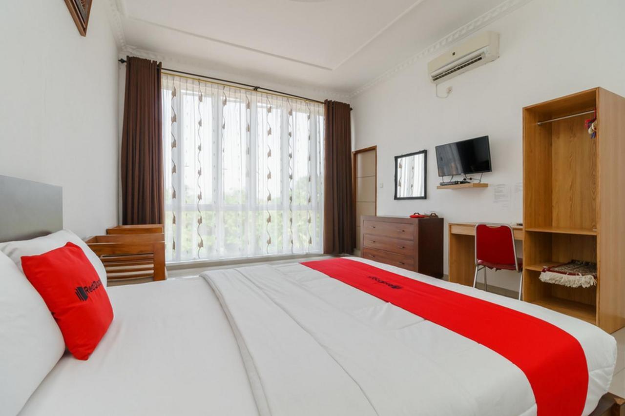 Reddoorz Syariah Near Lahat Station Exterior photo